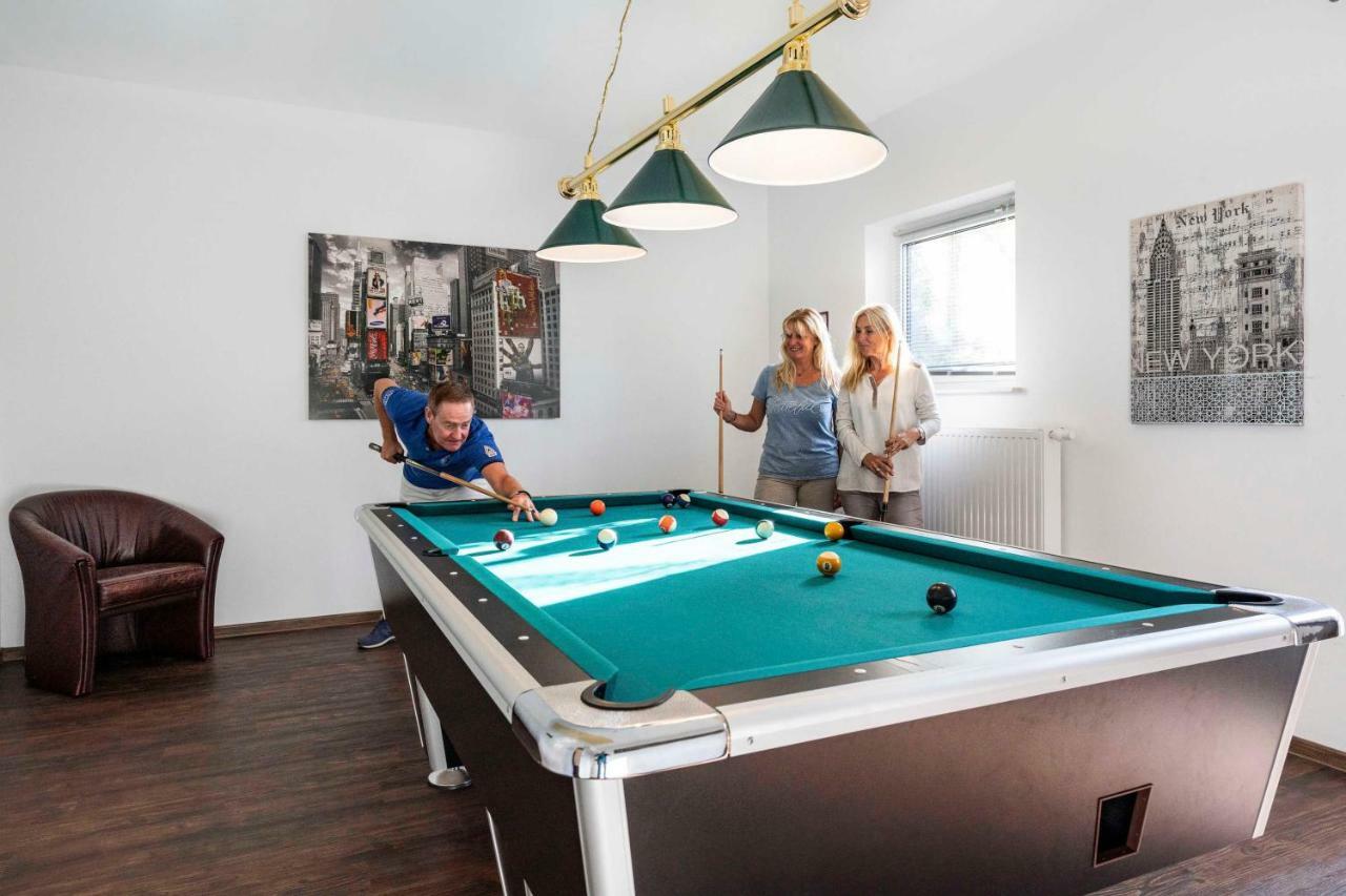 Appartement "Diamant" Mit Penthouseflair - Oase Am Haff Garz  Exterior photo